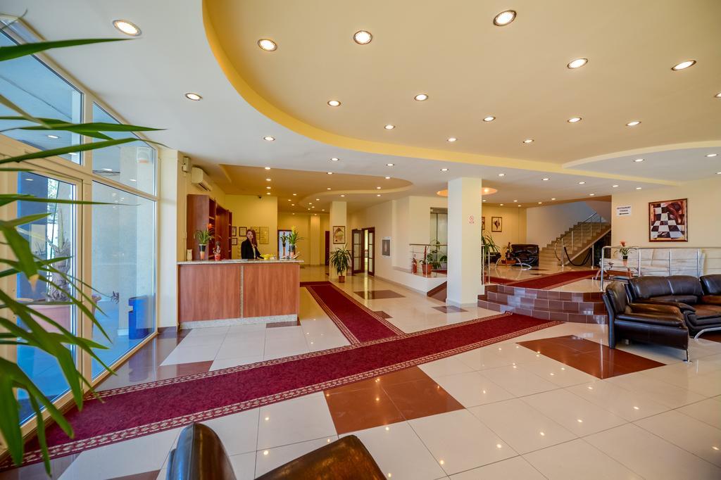Hotel Florida 마마이아 외부 사진